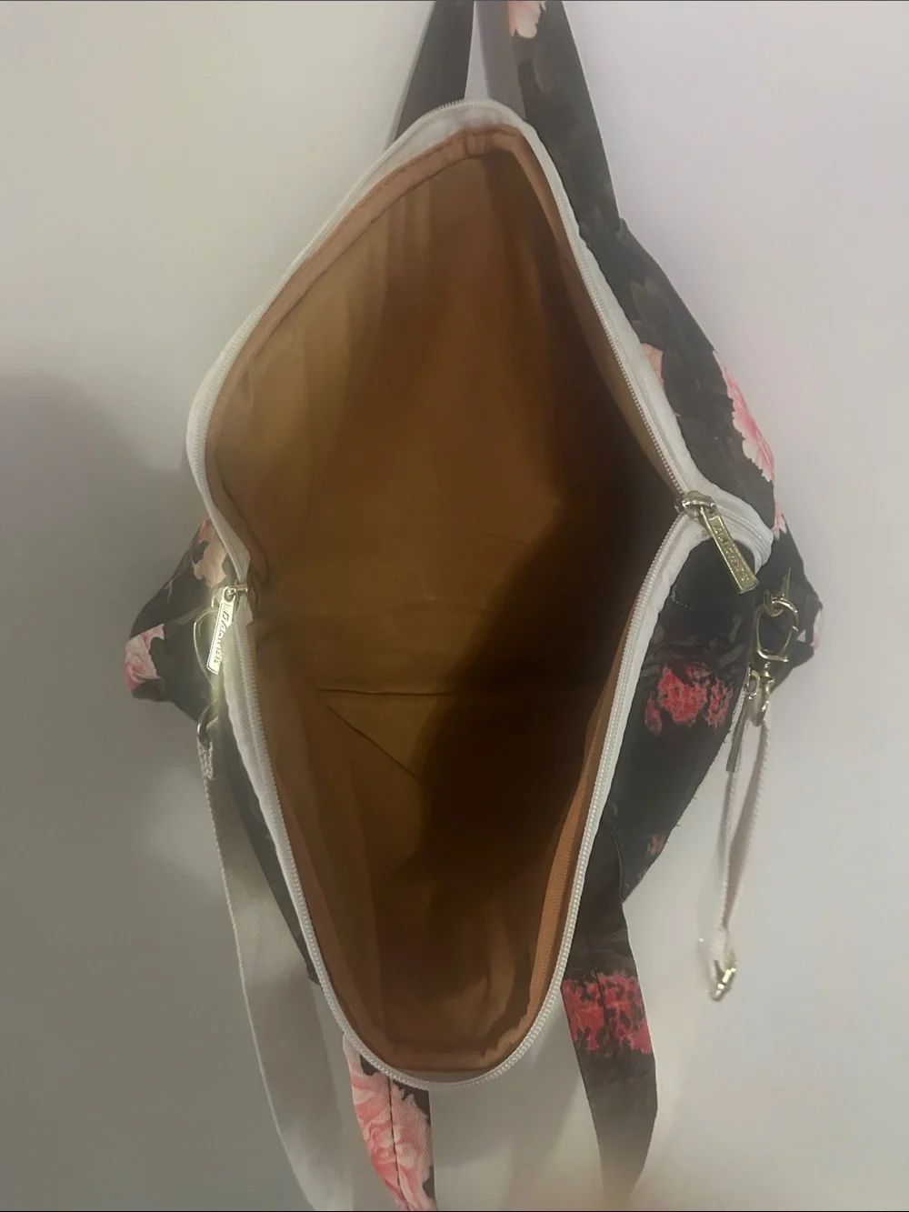 DAKINE Black Floral Laptop Shoulder Bag with Cream Strap